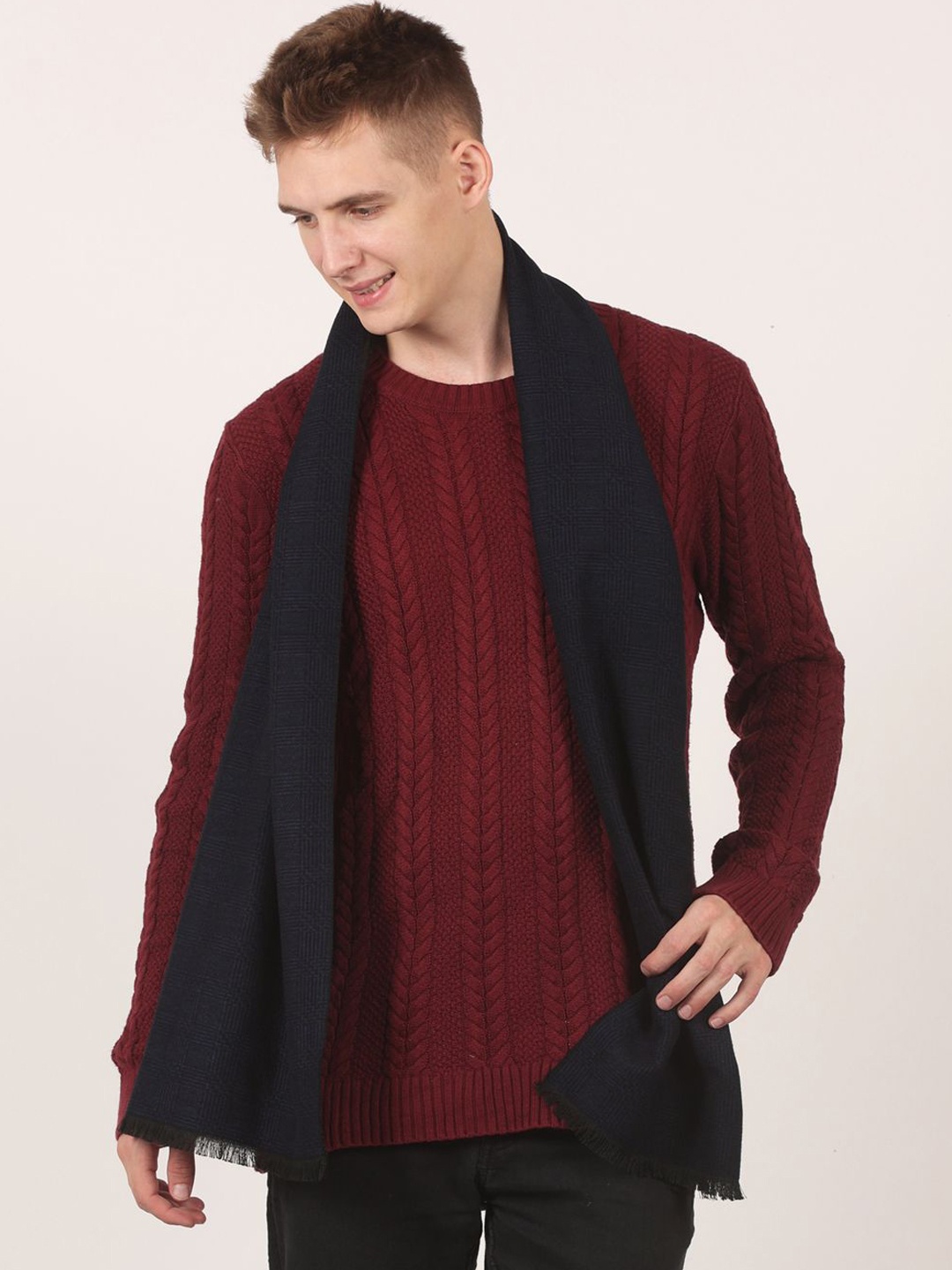 

Calvadoss Men Checked Winter Mufflers, Navy blue