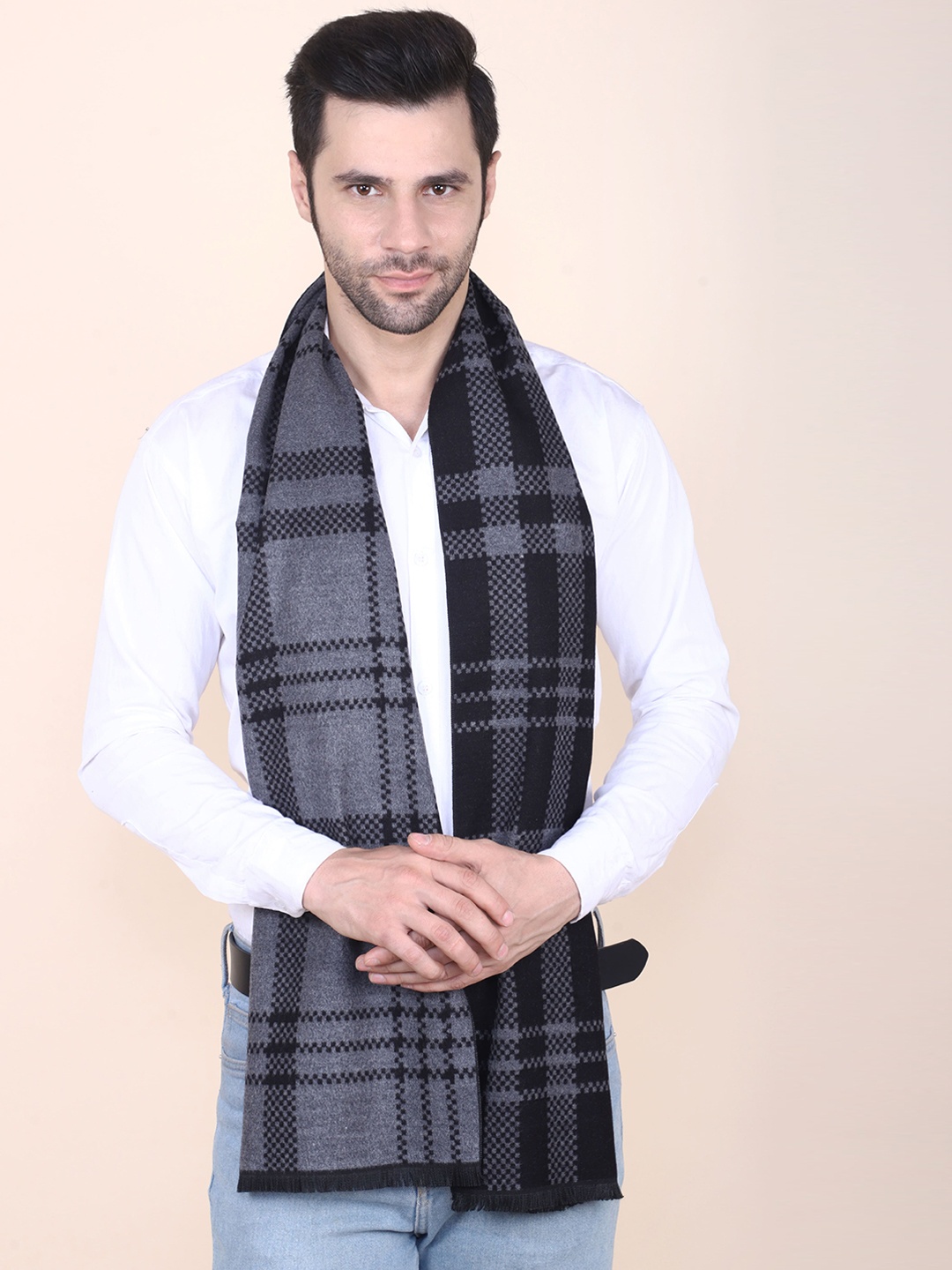 

Calvadoss Men Checked Winter Mufflers, Black