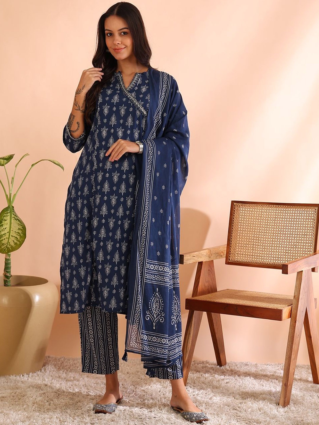 

IKRASS Ethnic Motifs Printed Mirror Work Notch Neck Angrakha Cotton Cambric Kurta Set, Blue