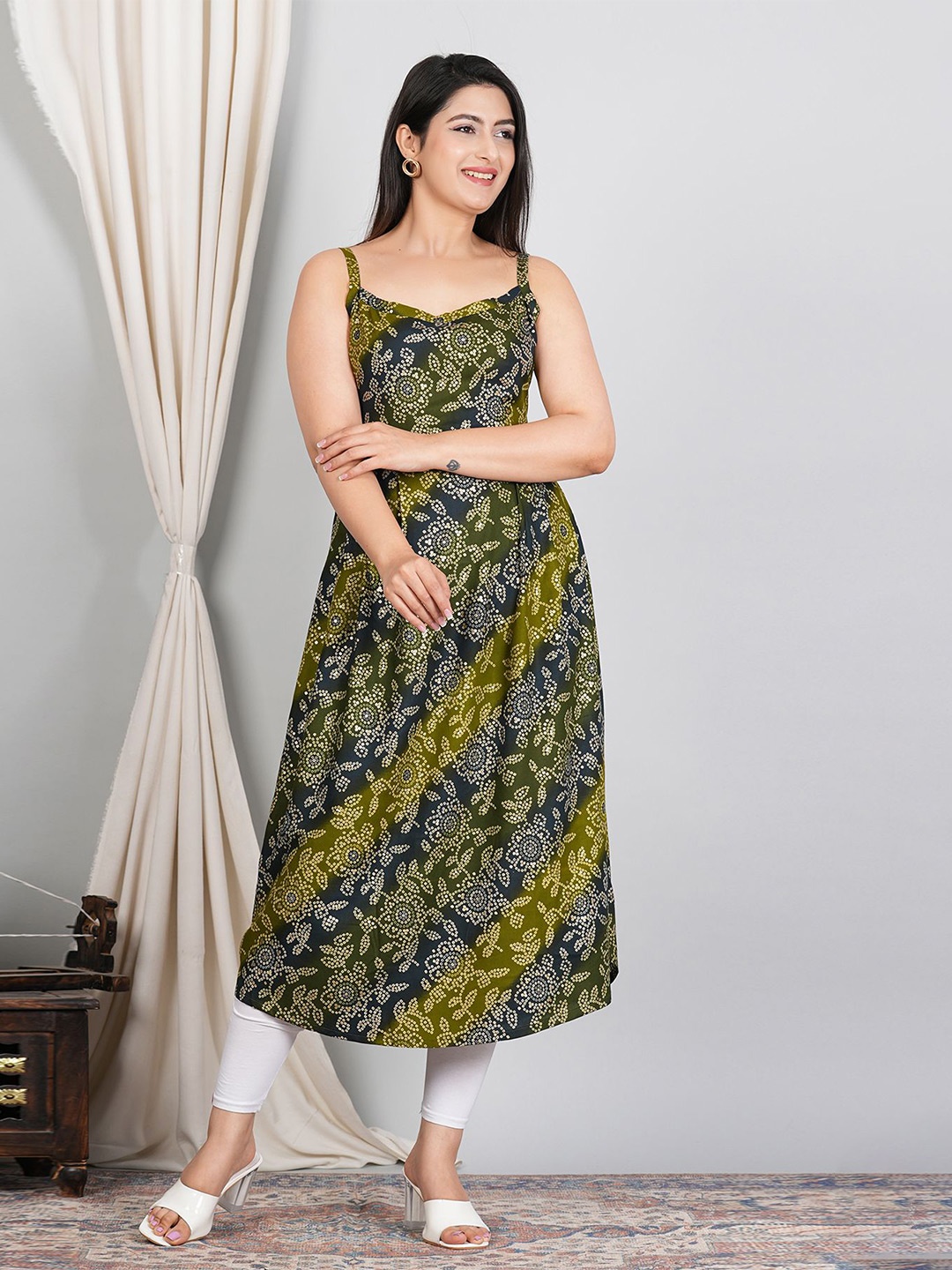 

VenderVilla Women Floral Printed A-Line Midi Dress, Green