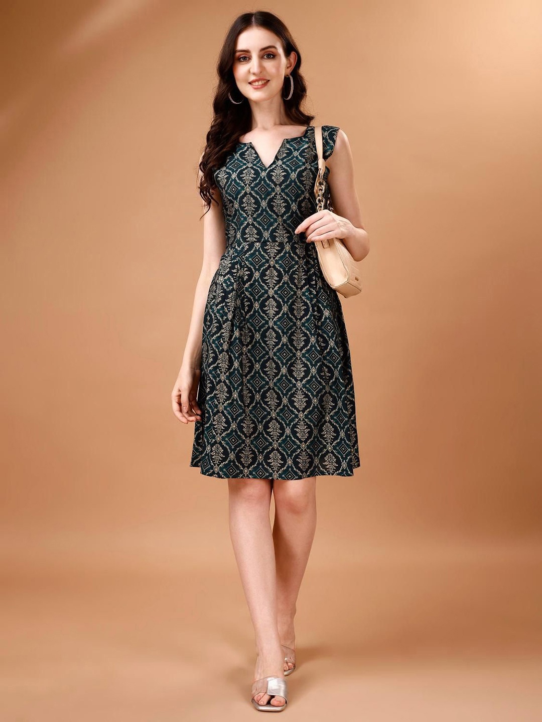

VenderVilla Women Cotton Printed A-Line Dress, Green