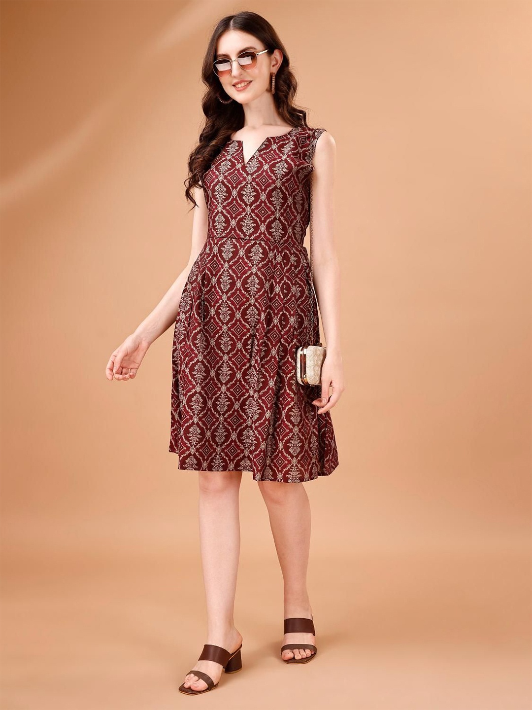 

VenderVilla Women Floral Printed Cotton A-Line Dress, Maroon