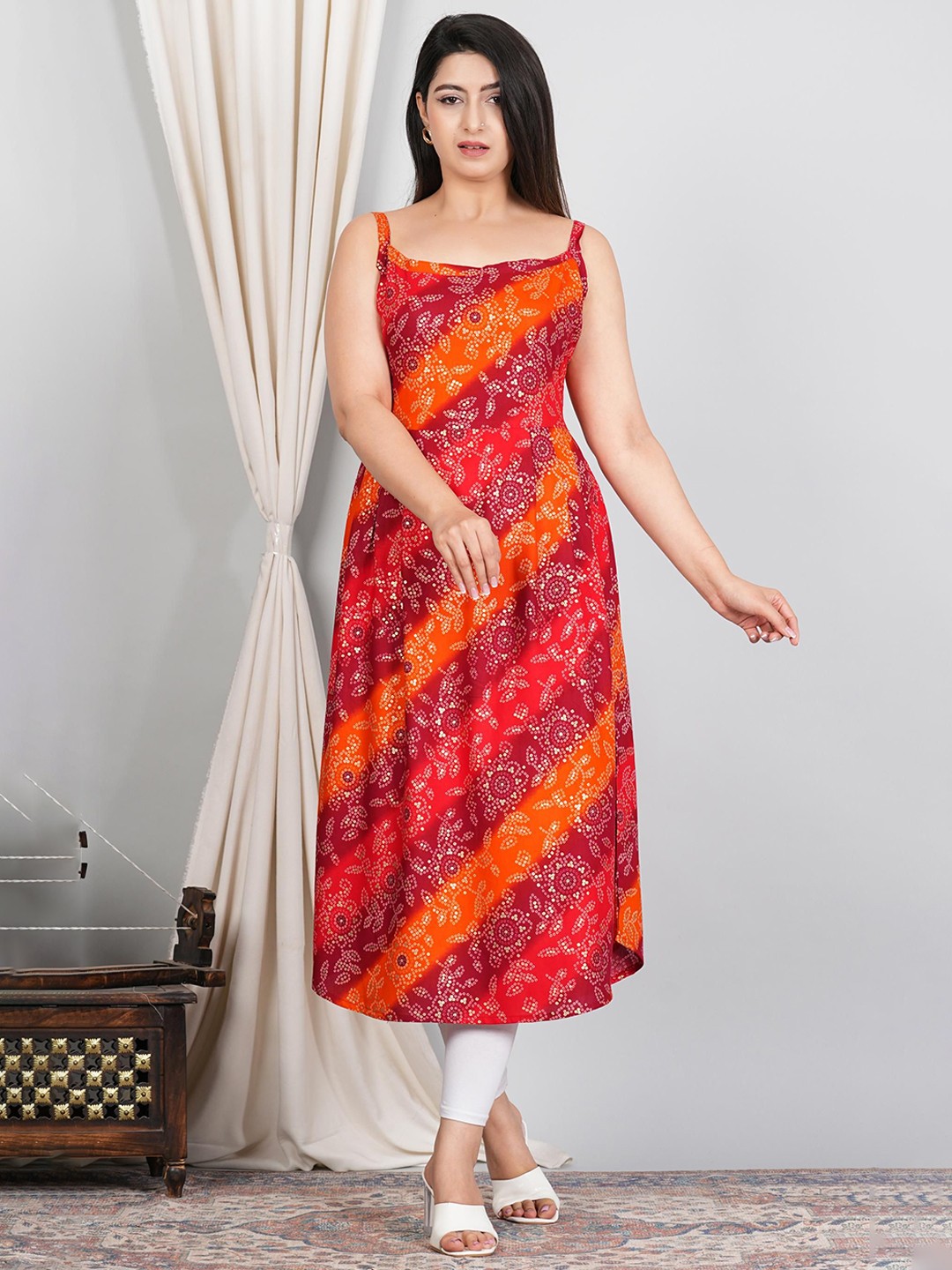 

VenderVilla Women's Long Foil Printed Bandani Sleeveless Kurti, Orange