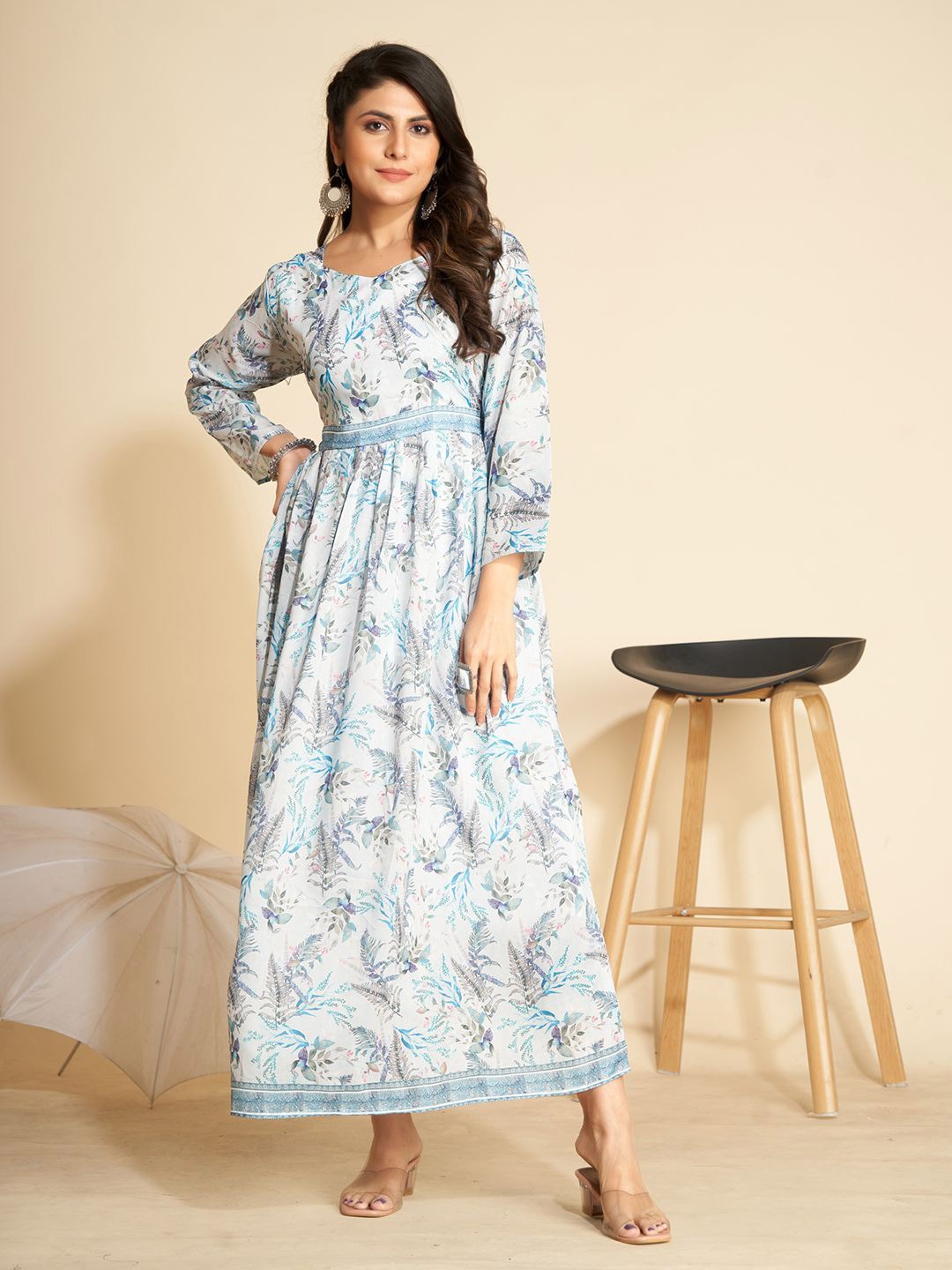 

VenderVilla Women Ethnic Motifs Printed Maxi Dress, White