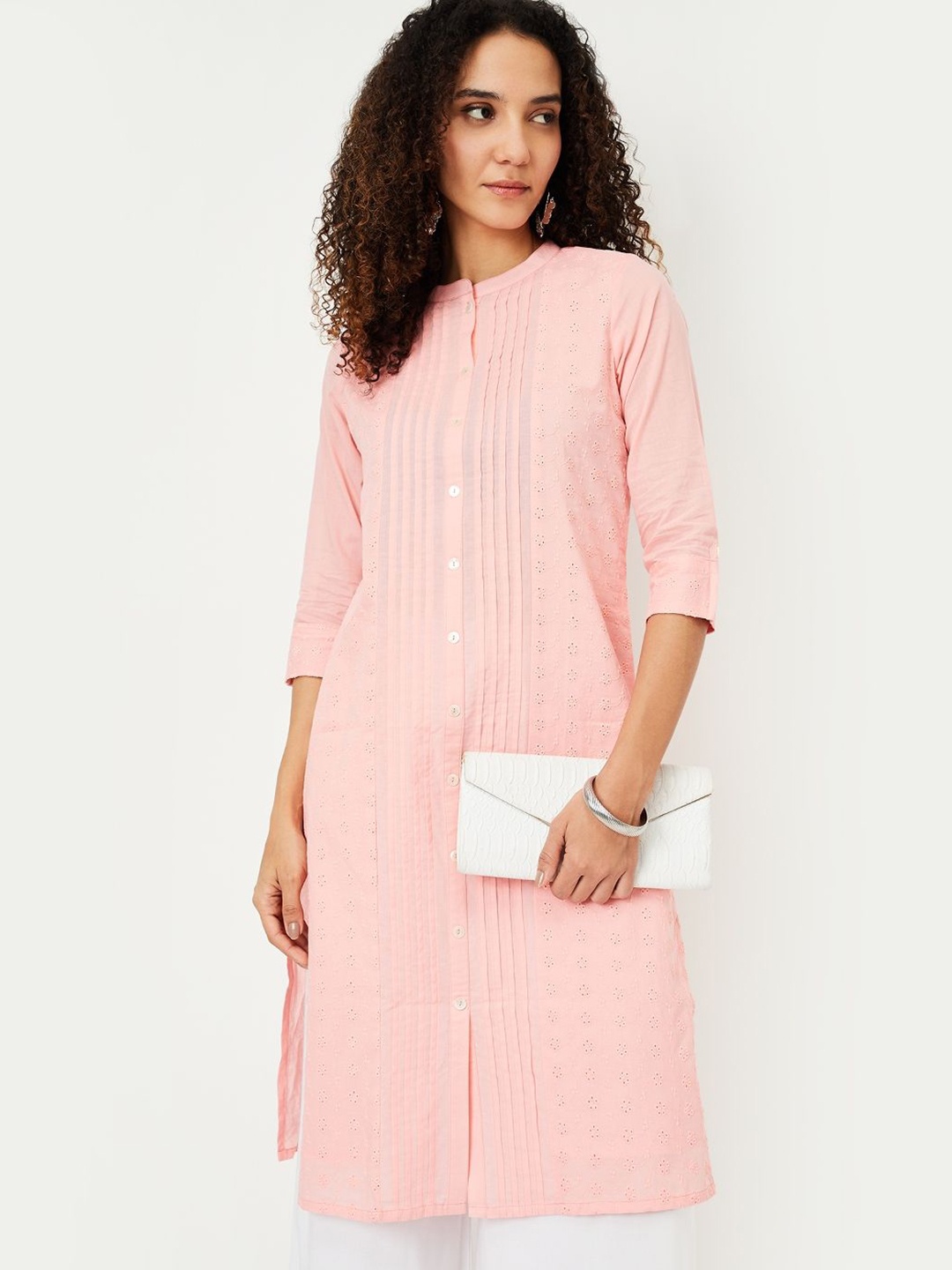 

max Floral Embroidered Thread Work Cotton Straight Kurta, Pink
