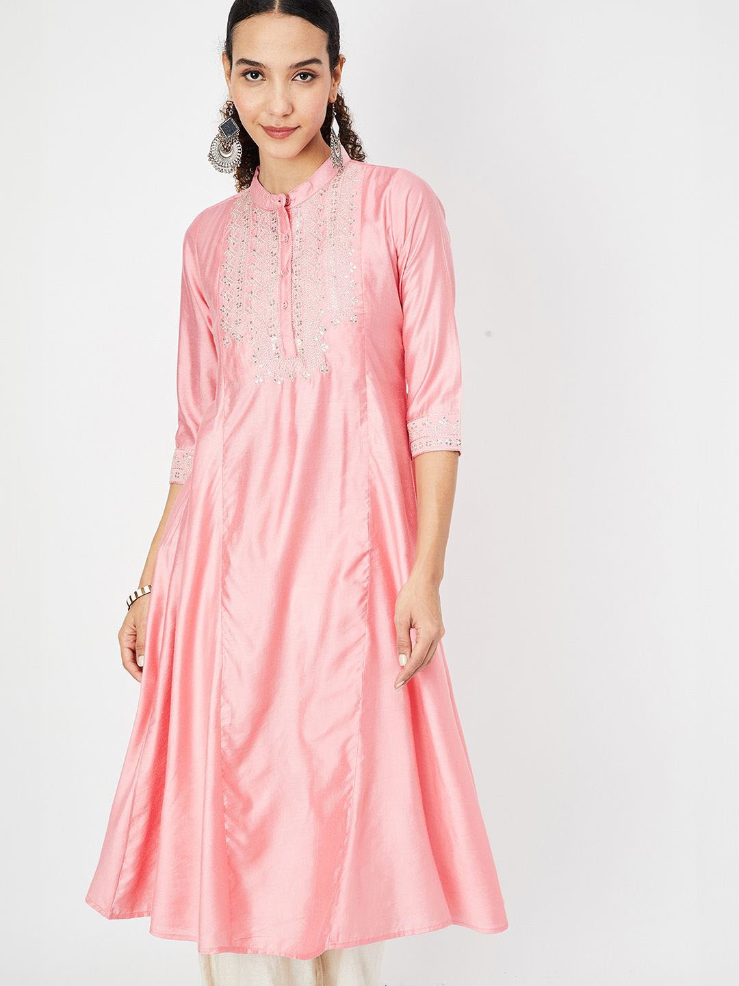 

max Yoke Design Mandarin Collar Sequinned A-Line Kurta, Coral