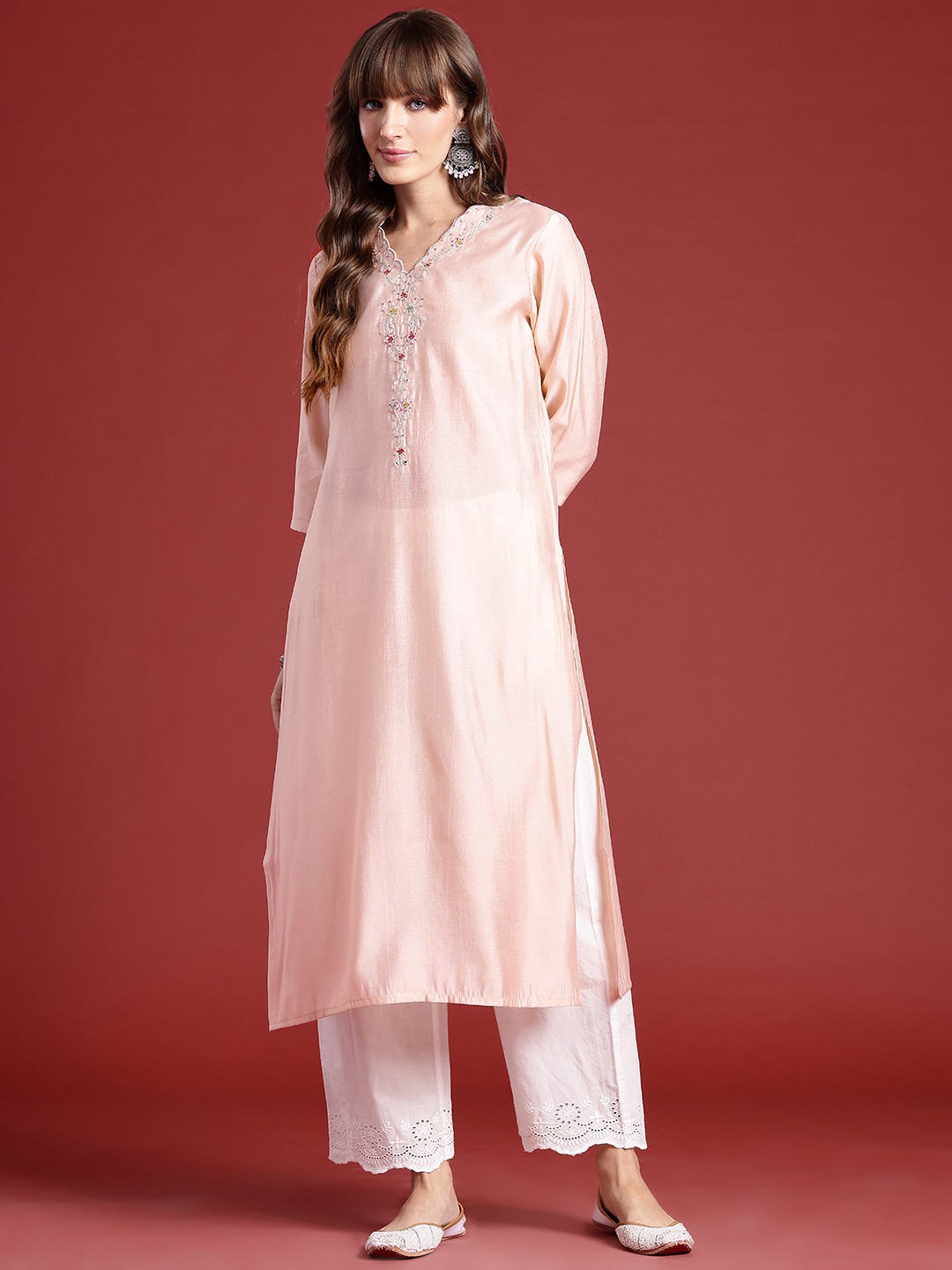 

Anouk Floral Embroidered V-Neck Beads & Stones Studded Straight Kurta, Pink