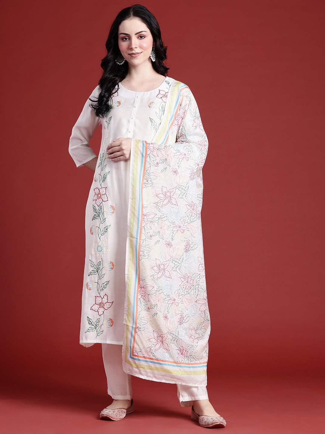 

Anouk Floral Embroidered Thread Work Kurta with Trousers & Dupatta, White