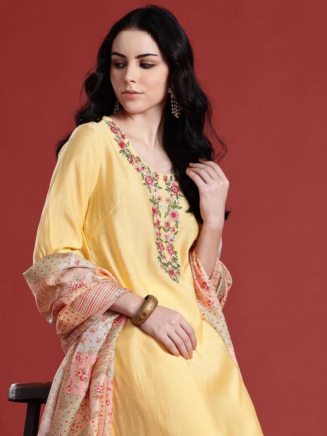 

Anouk Floral Embroidered Kurta with Trousers & Dupatta, Yellow