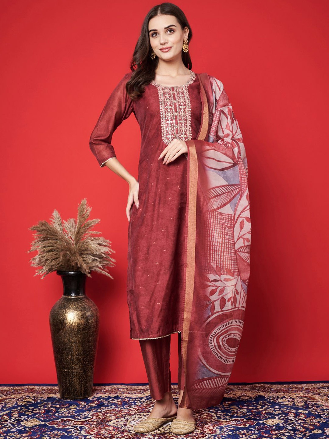 

Label Khoj Floral Embroidered Sequinned Straight Kurta With Palazzo And Dupatta, Maroon