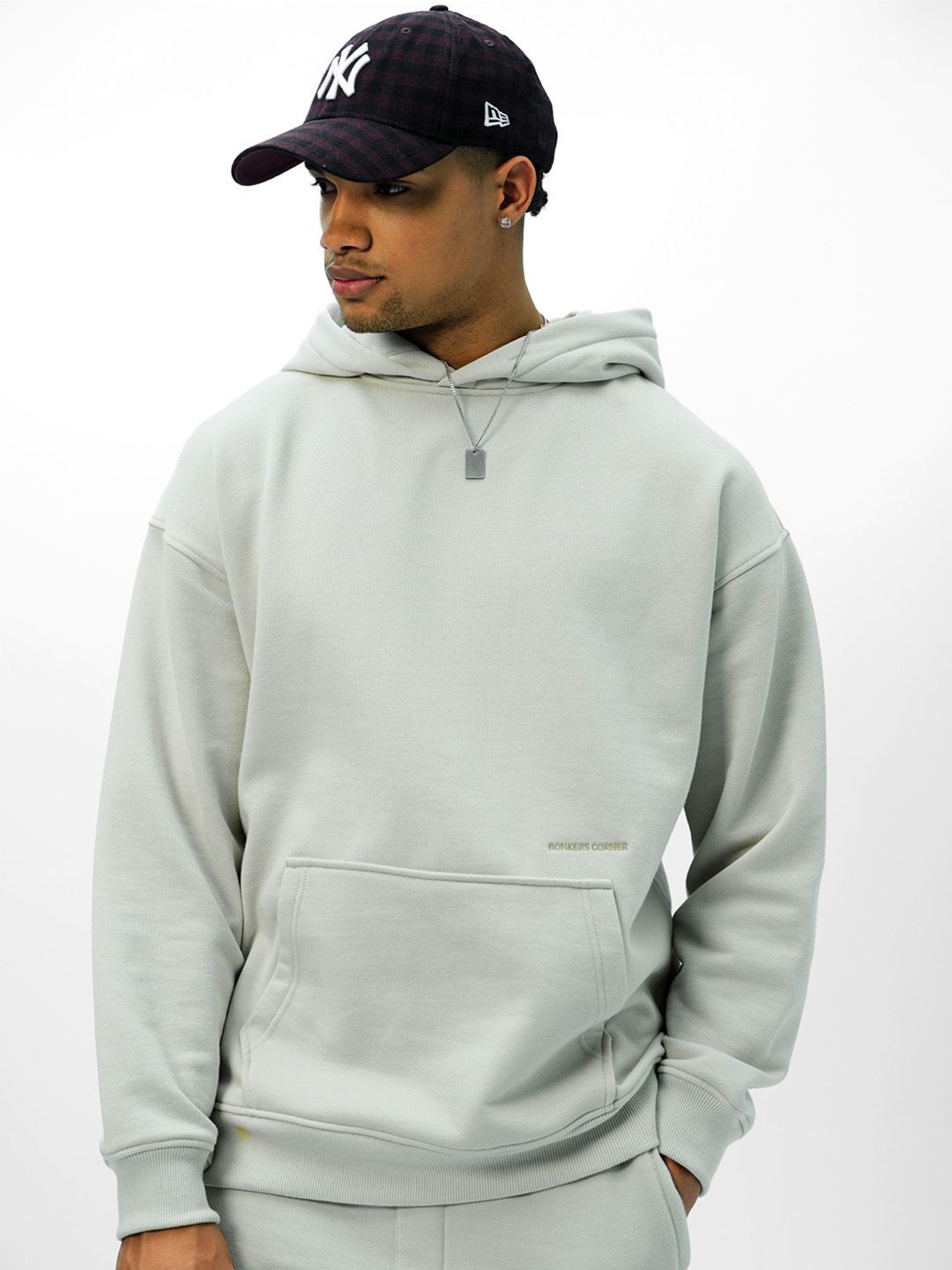 

Bonkers Corner Men Hooded Long Sleeves Sweatshirt, White