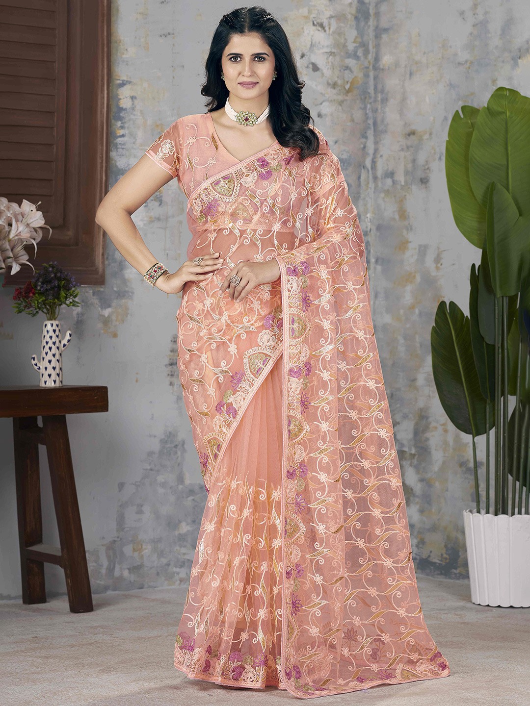 

Chandbaali Floral Embroidered Saree, Peach