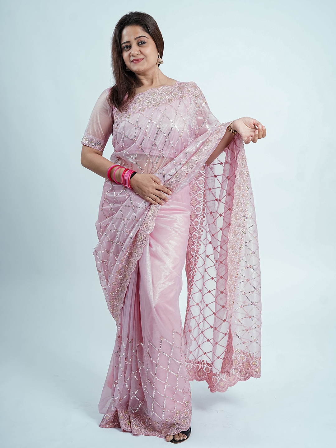 

Chandbaali Embellished Sequinned Net Saree, Pink