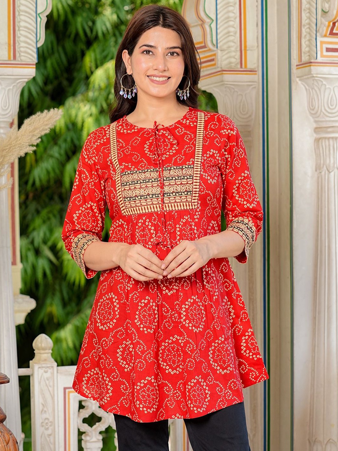 

IKRASS Women Bandhani Printed Pure Cotton Kurti, Red