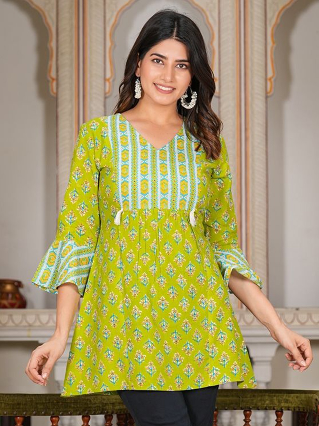 

IKRASS Women Floral Printed V-Neck Flared Sleeves Kurti, Green