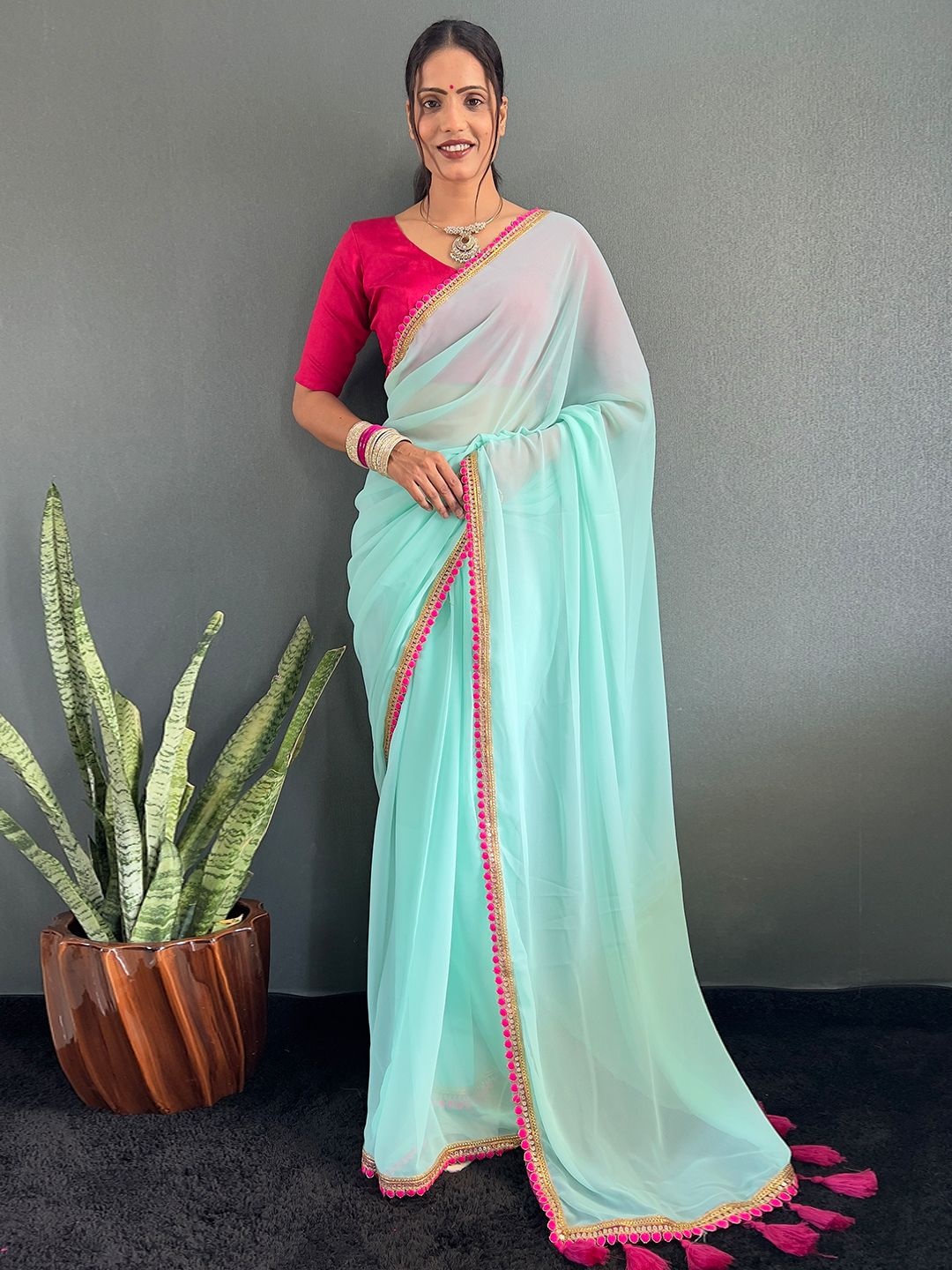

Mitera Embellished Georgette Lace Border Saree, Blue