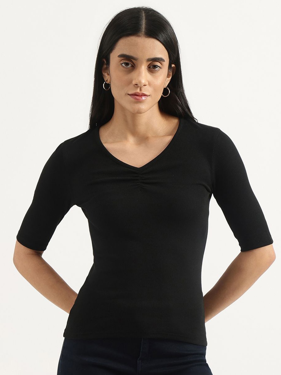 

United Colors of Benetton Women Solid V-Neck Cotton T-shirt, Black