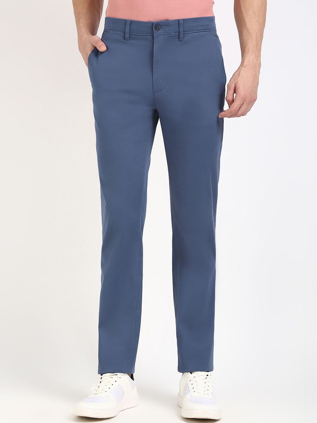 

Tommy Hilfiger Men Straight Fit Chinos Trousers, Blue