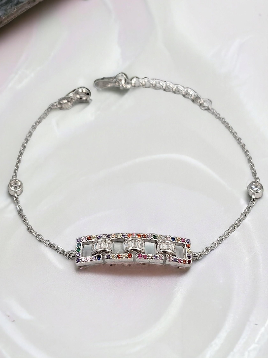 

AMONROO 925 Sterling Silver Cubic Zirconia Rhodium-Plated Link Bracelet