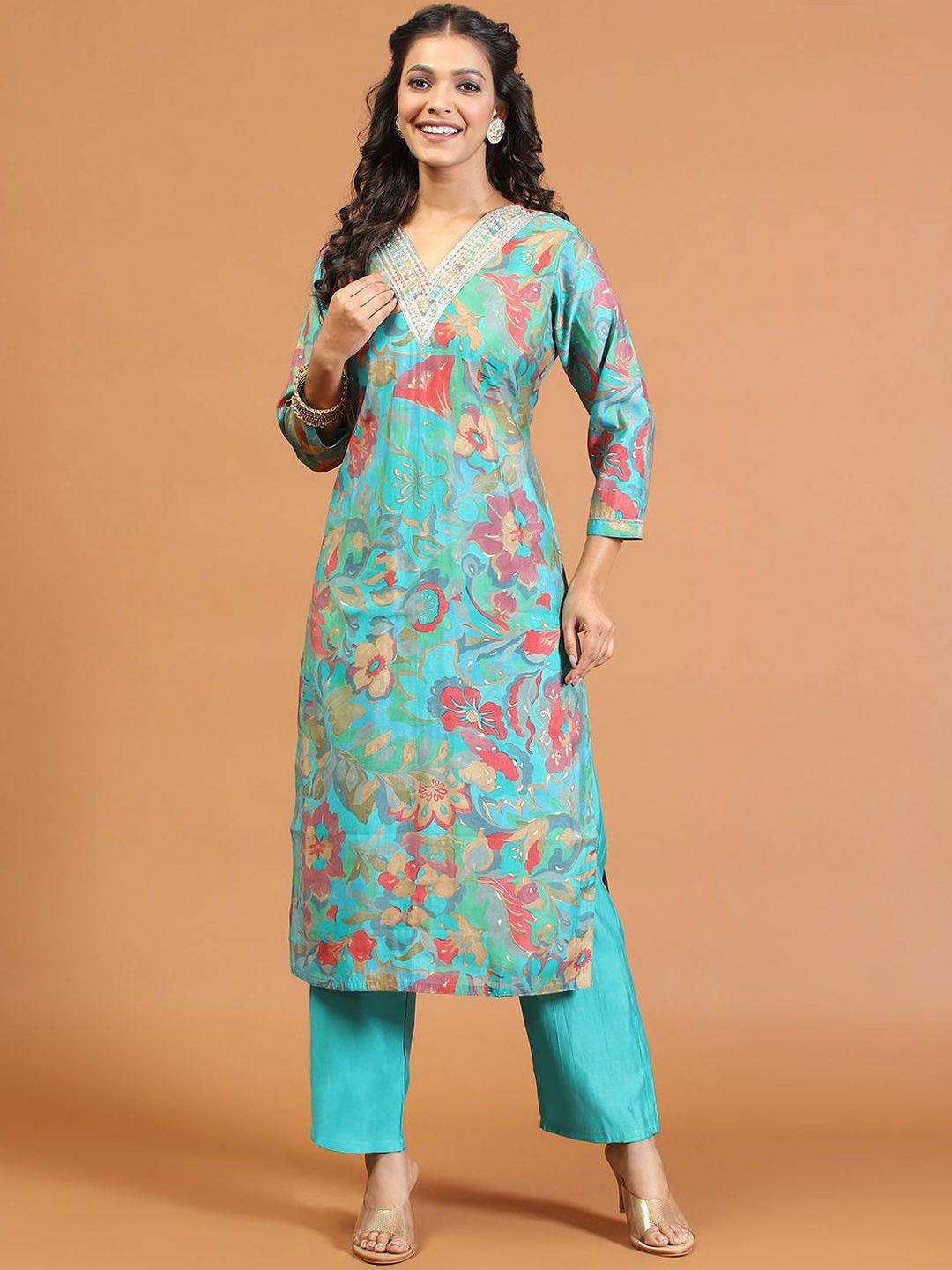 

Meena Bazaar Floral Printed V-Neck Regular Sequinned Kurta With Trouser, Sea green
