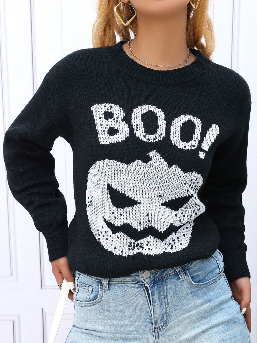 

StyleCast x Revolte Women Graphic Printed Pullover, Black