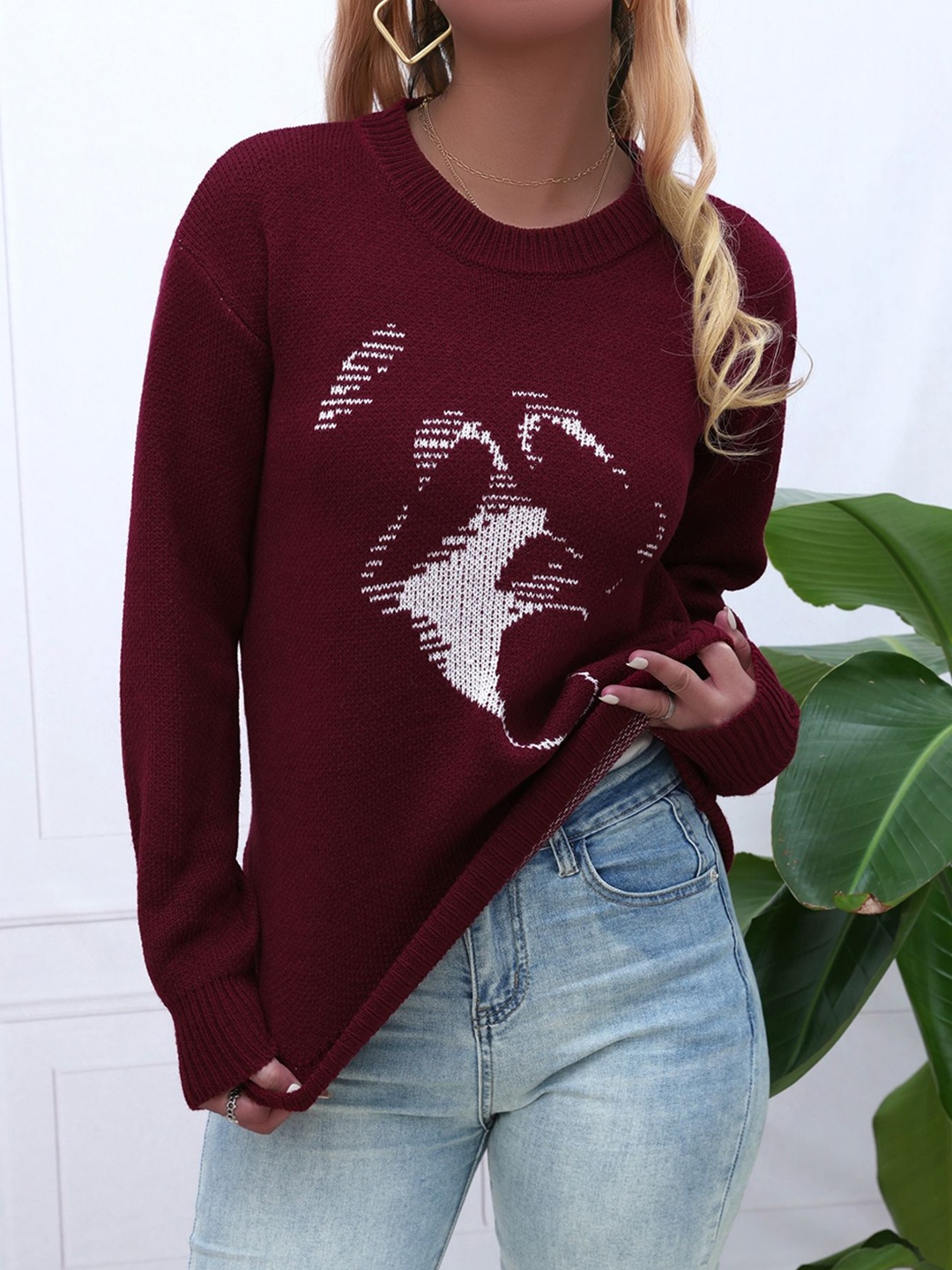 

StyleCast x Revolte Women Printed Pullover, Maroon