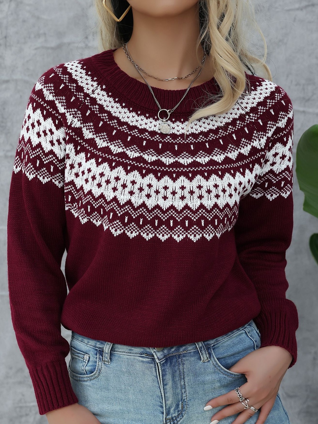 

StyleCast x Revolte Women Printed Pullover, Maroon