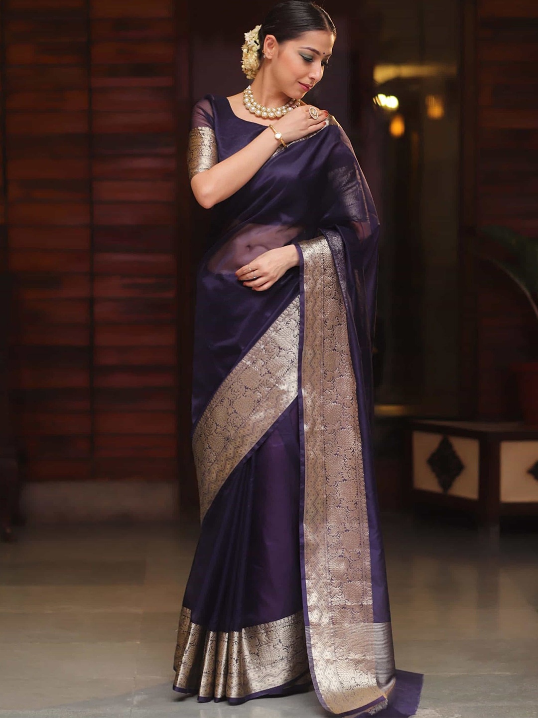 

DIVASTRI Zari Organza Kanjeevaram Saree, Blue