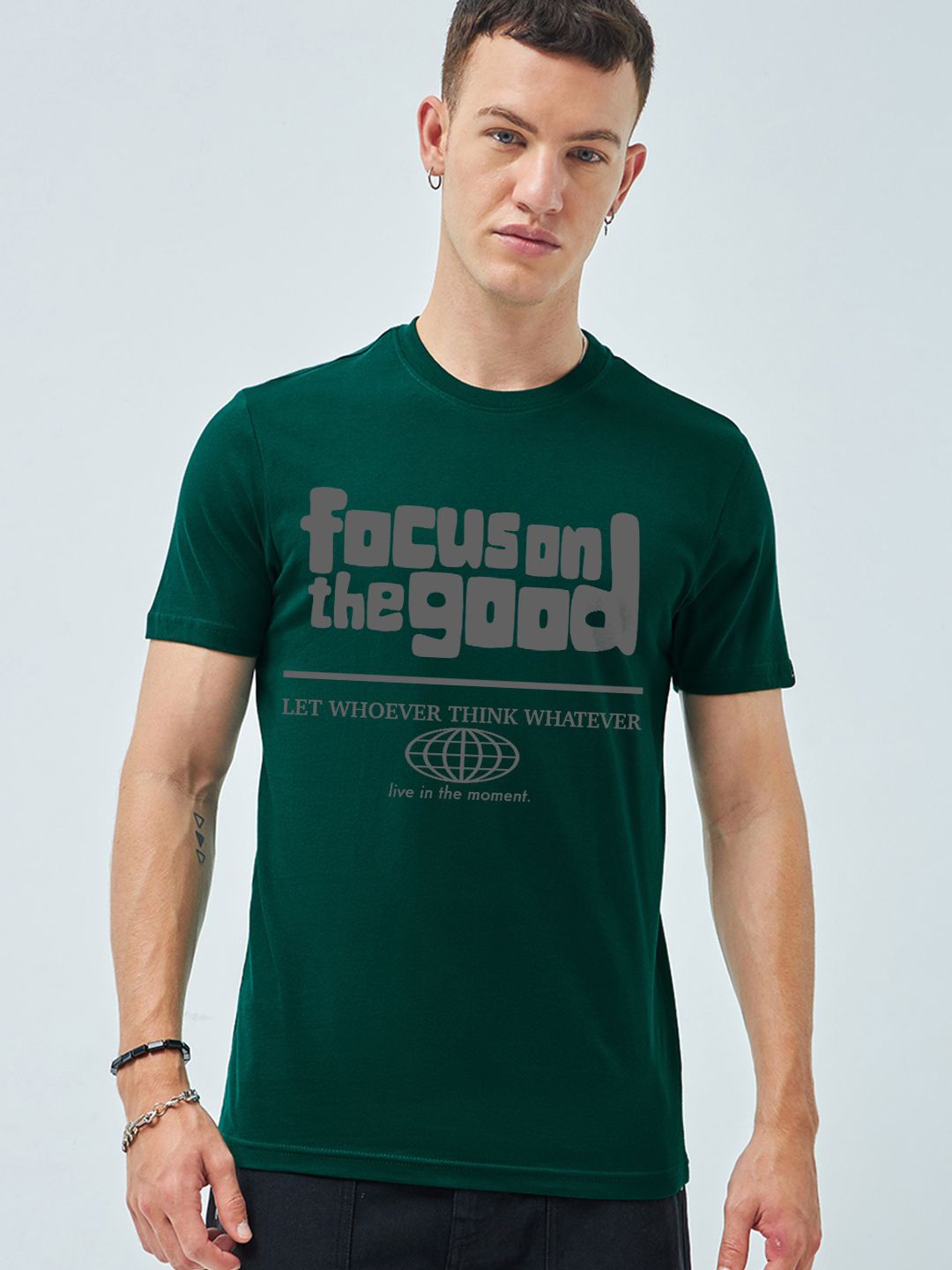 

Bewakoof Men Typography Printed Round Neck Cotton T-shirt, Green