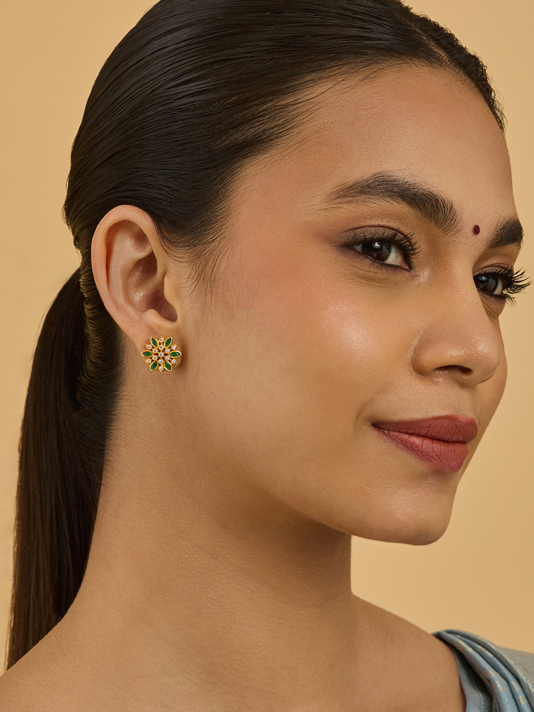 

Kushal's Fashion Jewellery 92.5 Sterling Silver Gold-Plated Stone Studded Studs Earrings