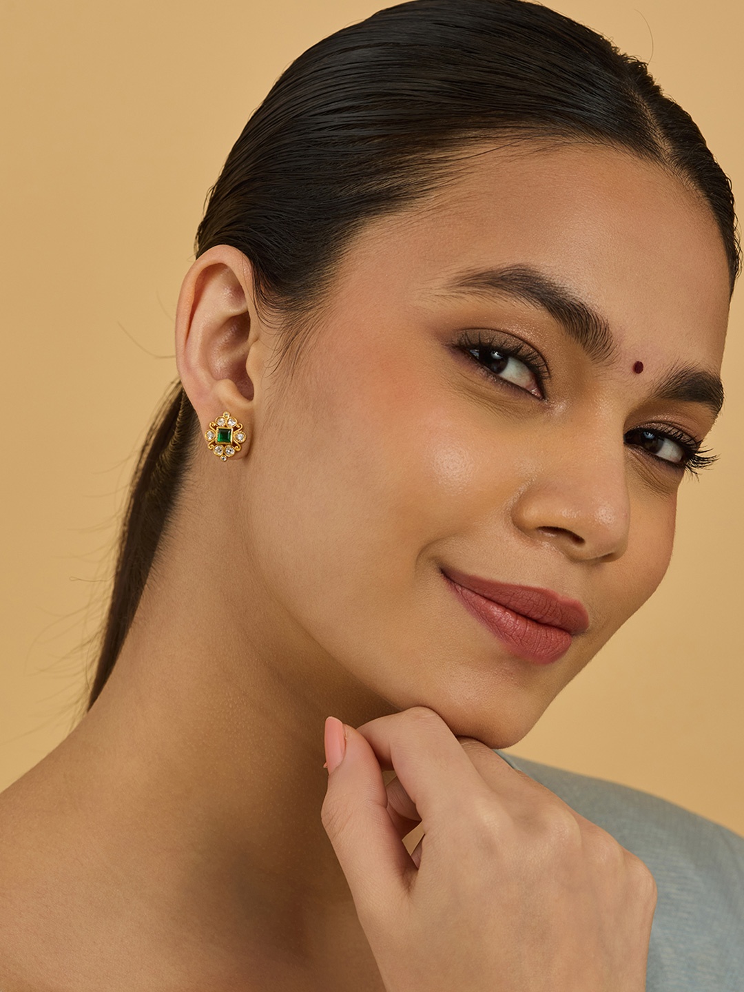 

Kushal's Fashion Jewellery 92.5 Silver Gold-Plated Contemporary Temple Studs