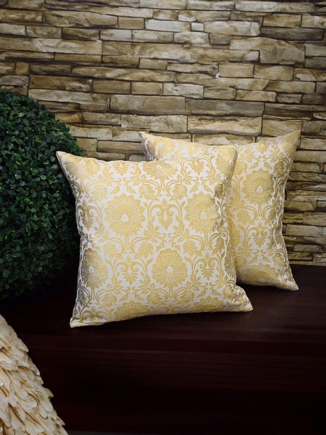 

RoyalDeco Mughal Banarasi White & Gold-Toned 2 Pieces Ethnic Brocade Square Cushion Covers