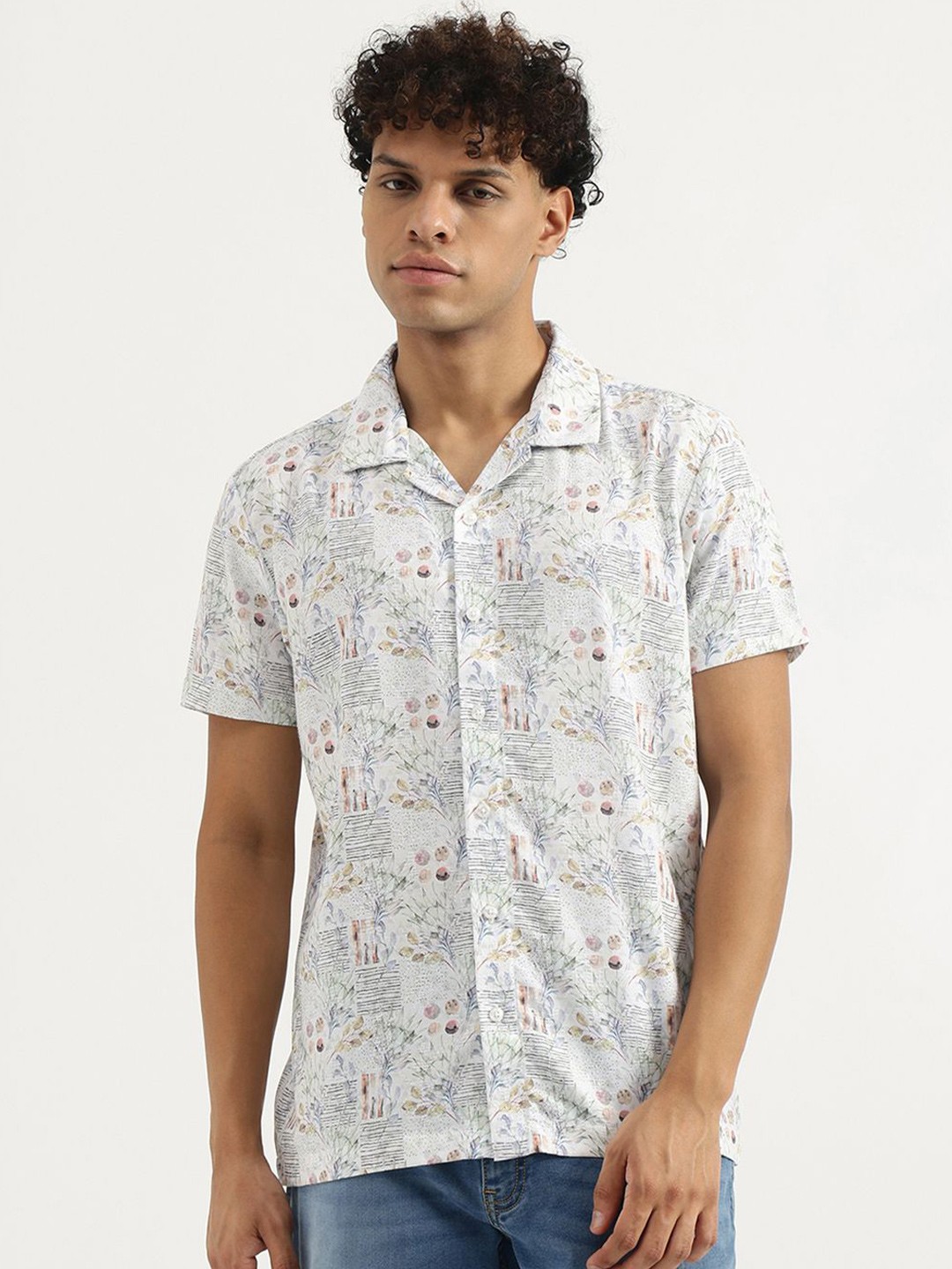 

United Colors of Benetton Men Cuban Collar Floral Printed Casual Shirt, Off white