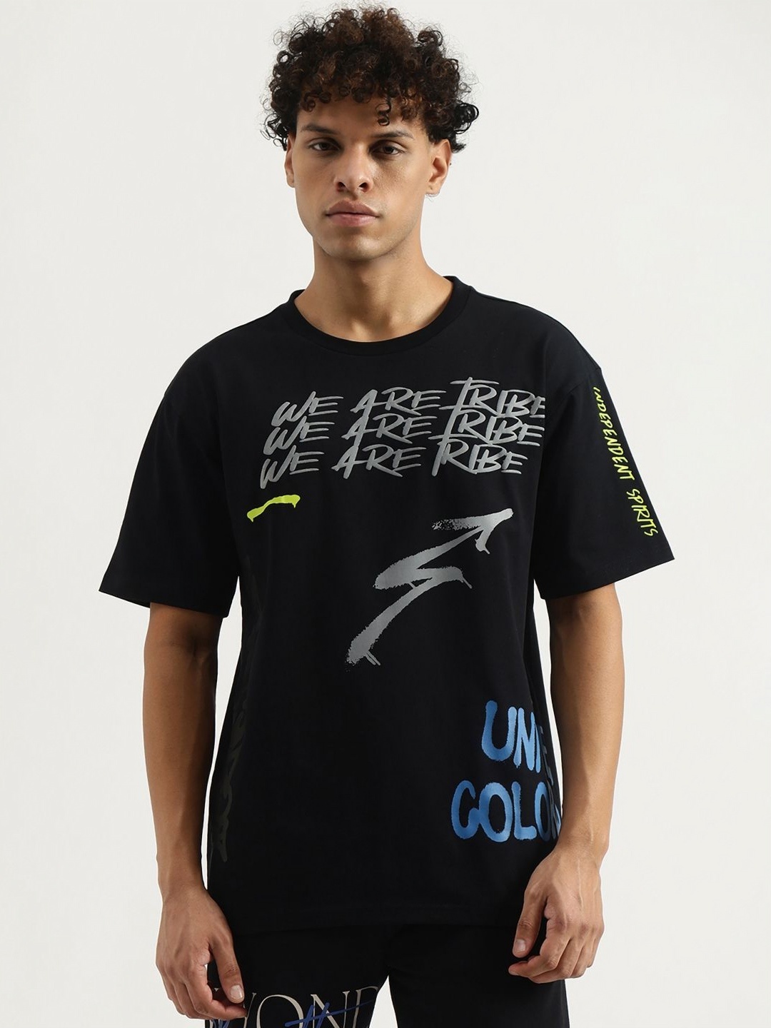 

United Colors of Benetton Men Printed Pure Cotton Raw Edge Boxy T-shirt, Black