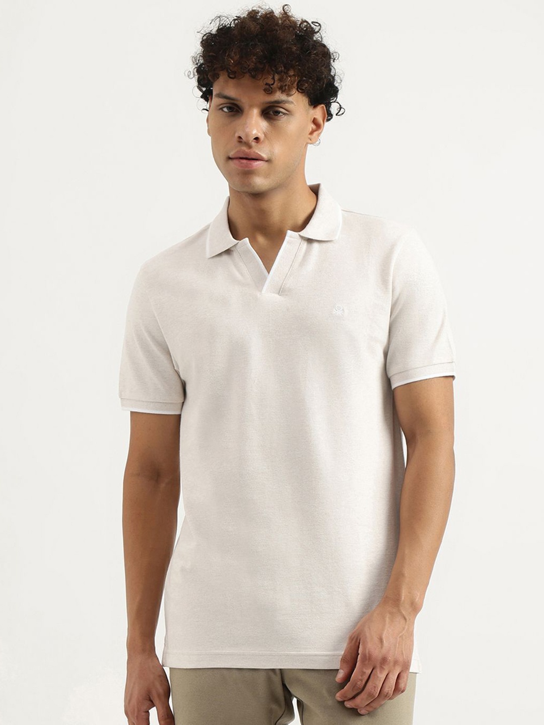 

United Colors of Benetton Men T-shirt, Off white