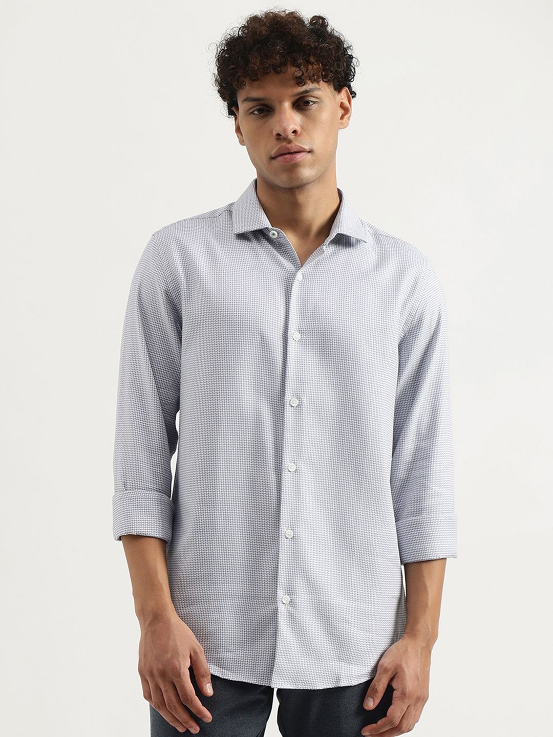United Colors of Benetton Men Spread Collar Textured Cotton Casual Shirt, Grey
