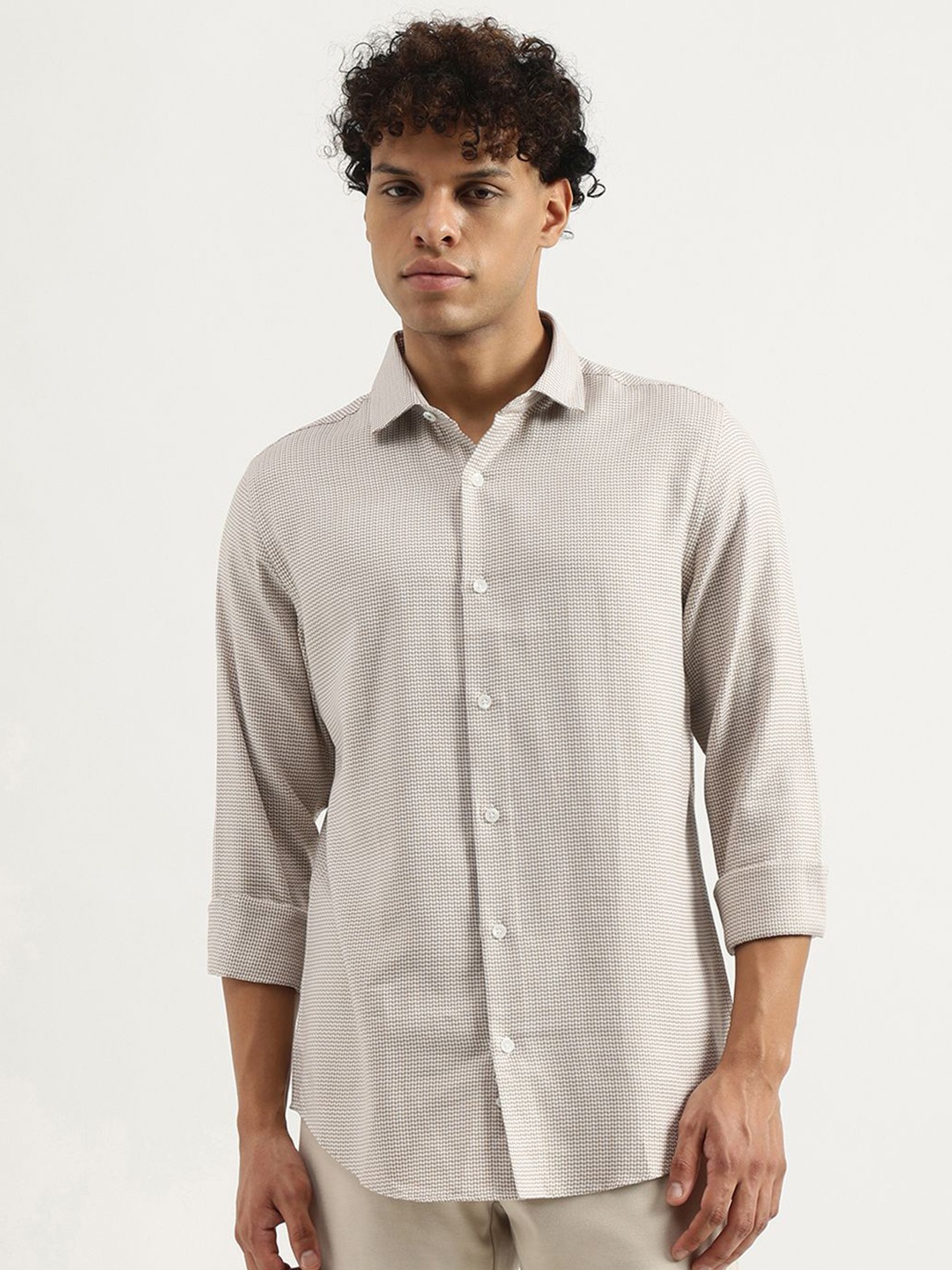 

United Colors of Benetton Men Spread Collar Textured Cotton Casual Shirt, Beige