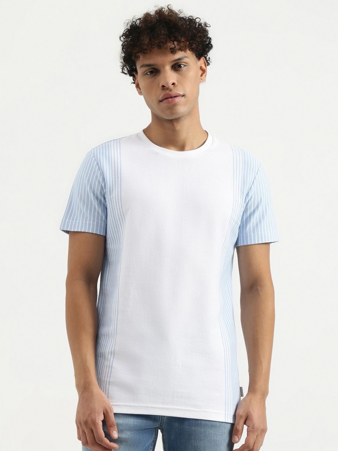 

United Colors of Benetton Men Striped Round Neck Pure Cotton T-shirt, Blue