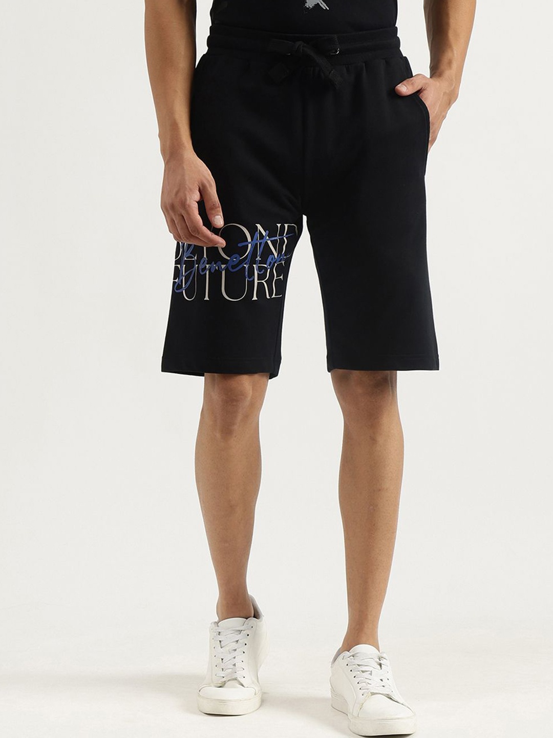

United Colors of Benetton Men Regular Fit Mid-Rise Shorts, Black