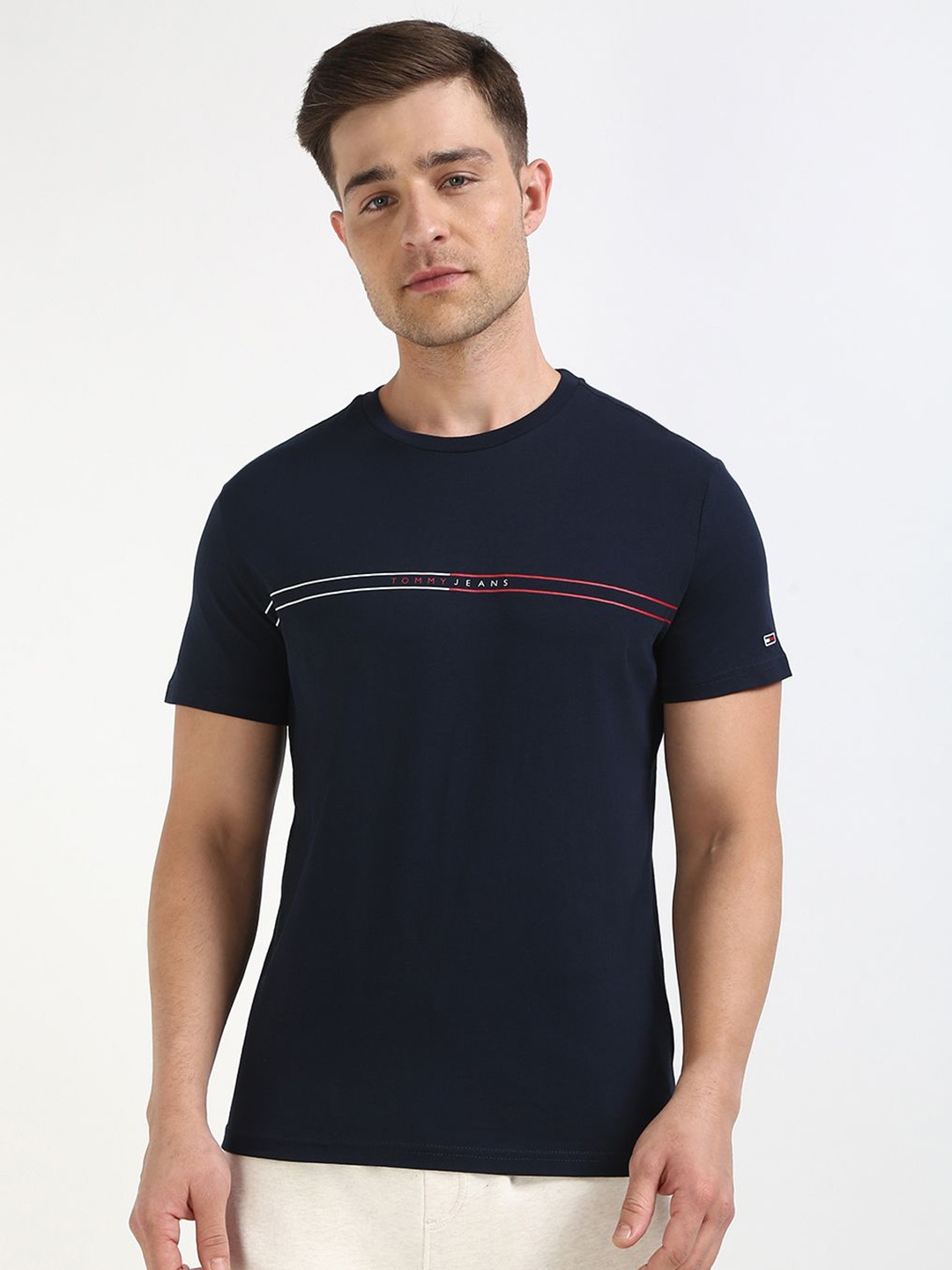 

Tommy Hilfiger Men Typography Printed Round Neck Cotton T-shirt, Navy blue