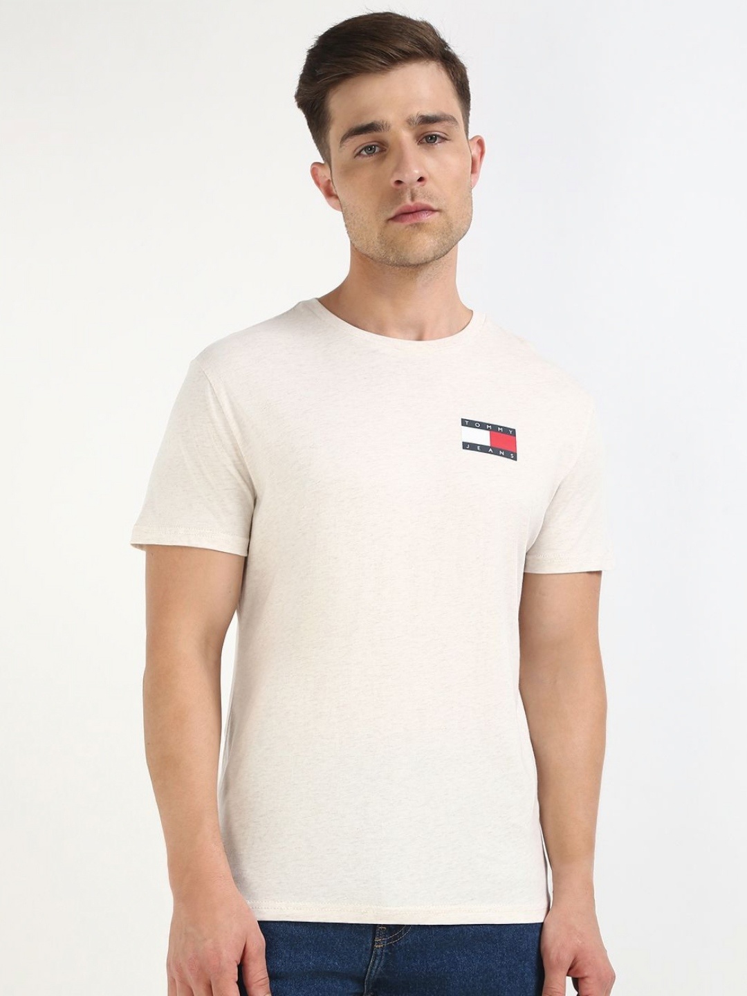 

Tommy Hilfiger Men Printed Applique Slim Fit T-shirt, Beige