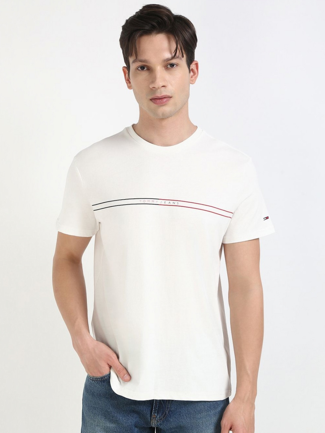 

Tommy Hilfiger Men Brand Logo Printed Round Neck Cotton T-shirt, White