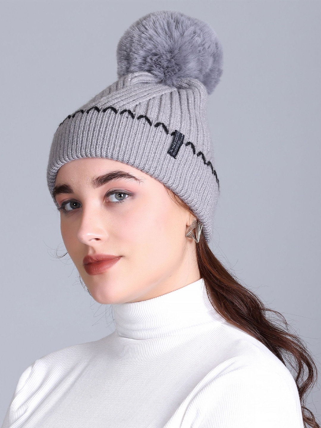 

513 Women Winter Knitted Pom Pom Skull Beanie Cap, Grey