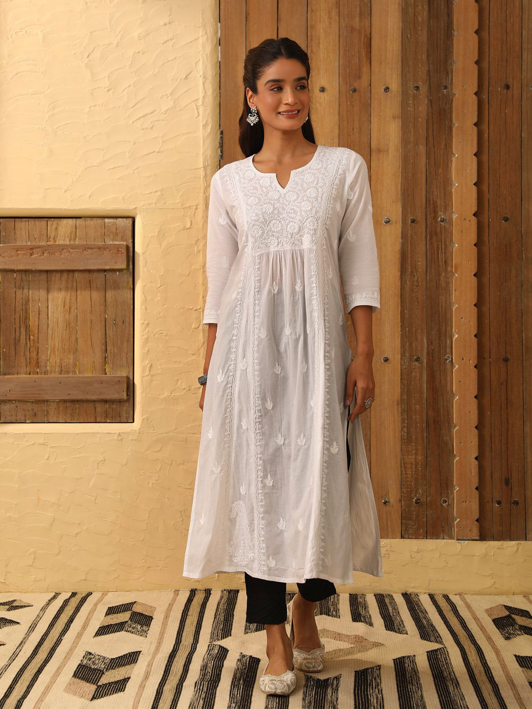 

House of Chikankari Chikankari Woven Long Kurta, White