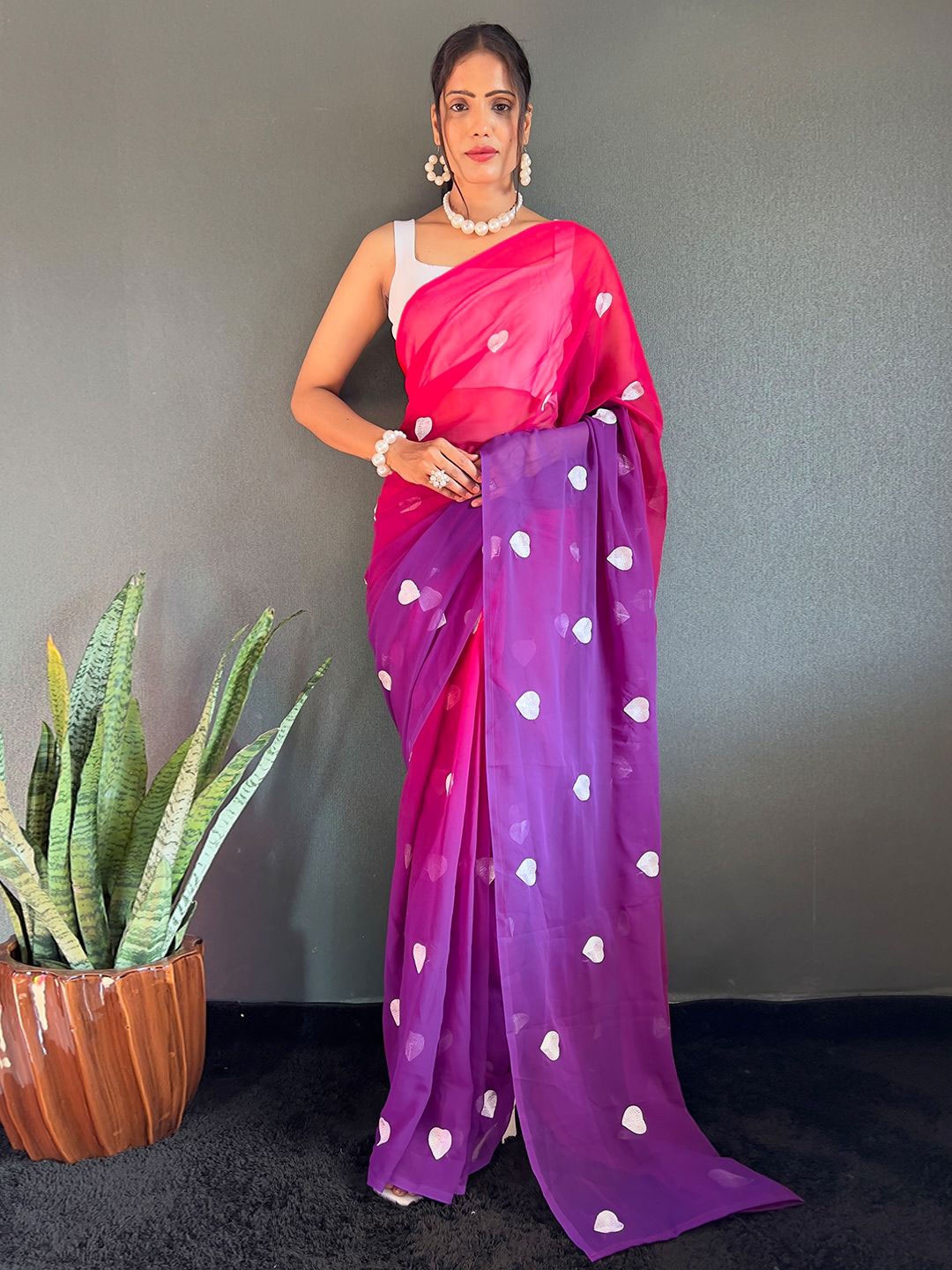 

Mitera Georgette Embroidery Work Saree, Purple