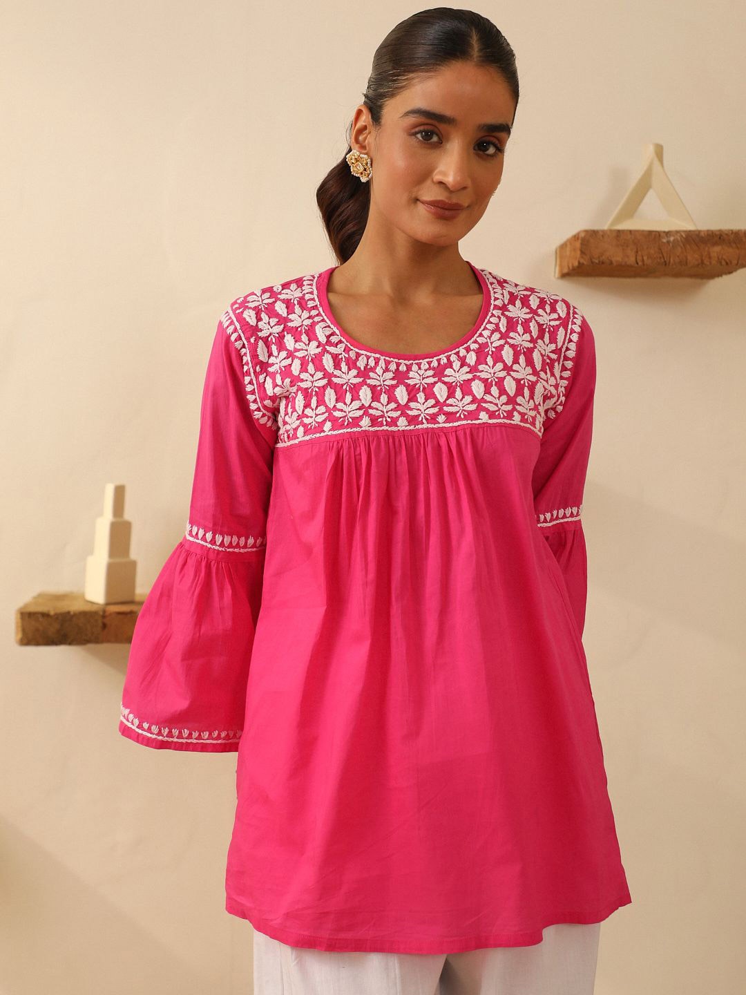 

House of Chikankari Chikankari Woven Short Cotton Kurta, Pink