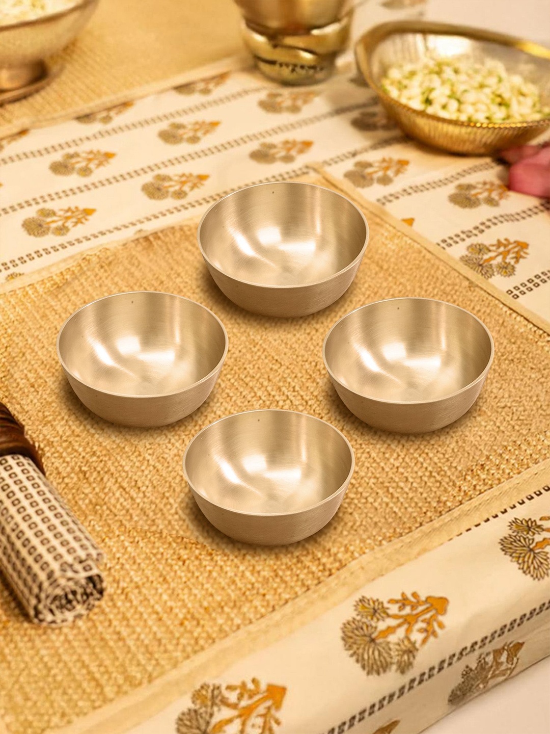 

Ekhasa Gold-Toned Set of 4 Pure Kansa Gold Bowl