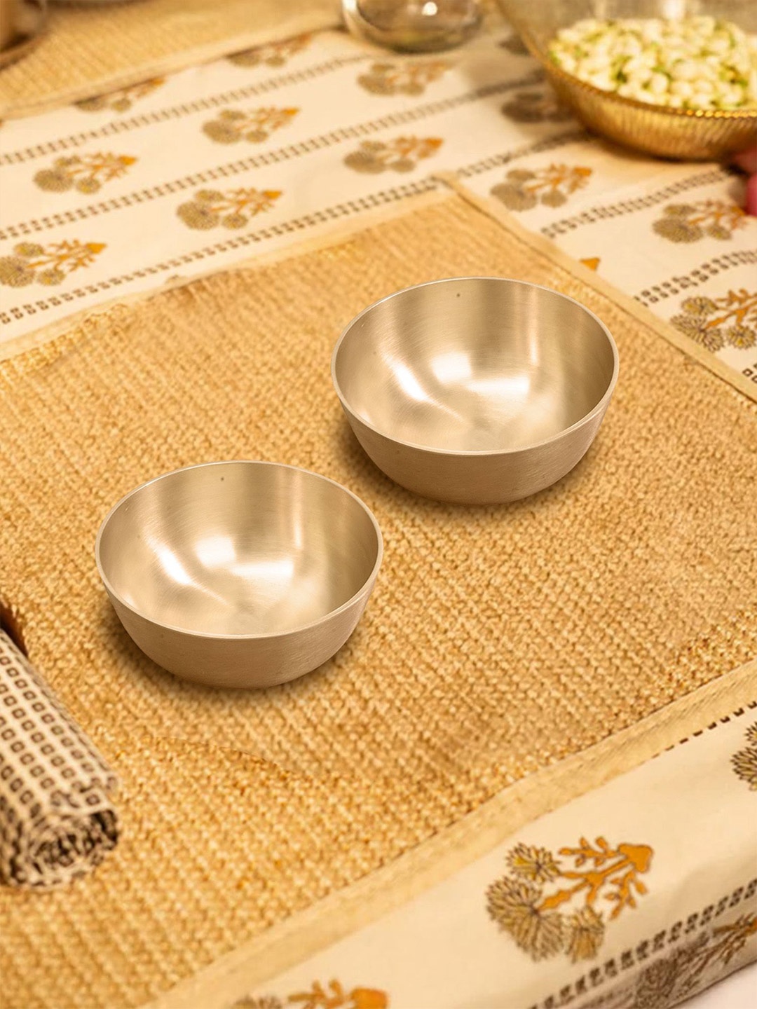 

Ekhasa Gold-toned Set Of 2 Bronze Matte Finish Serving Bowl