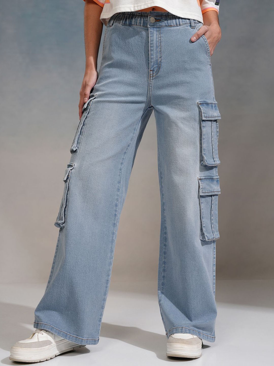 

Tokyo Talkies Women Straight Fit Cargo Jeans, Blue