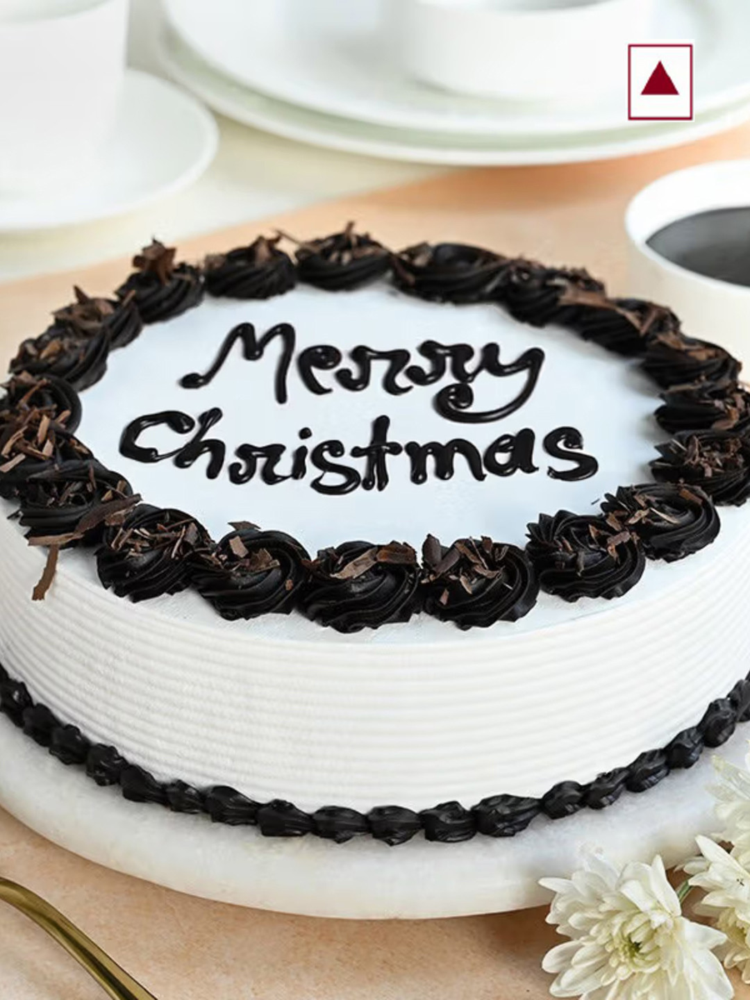 

Floweraura Fresh Yummy Merry Christmas Black Forest Flavour Round Shape Cake - 4Kg, White